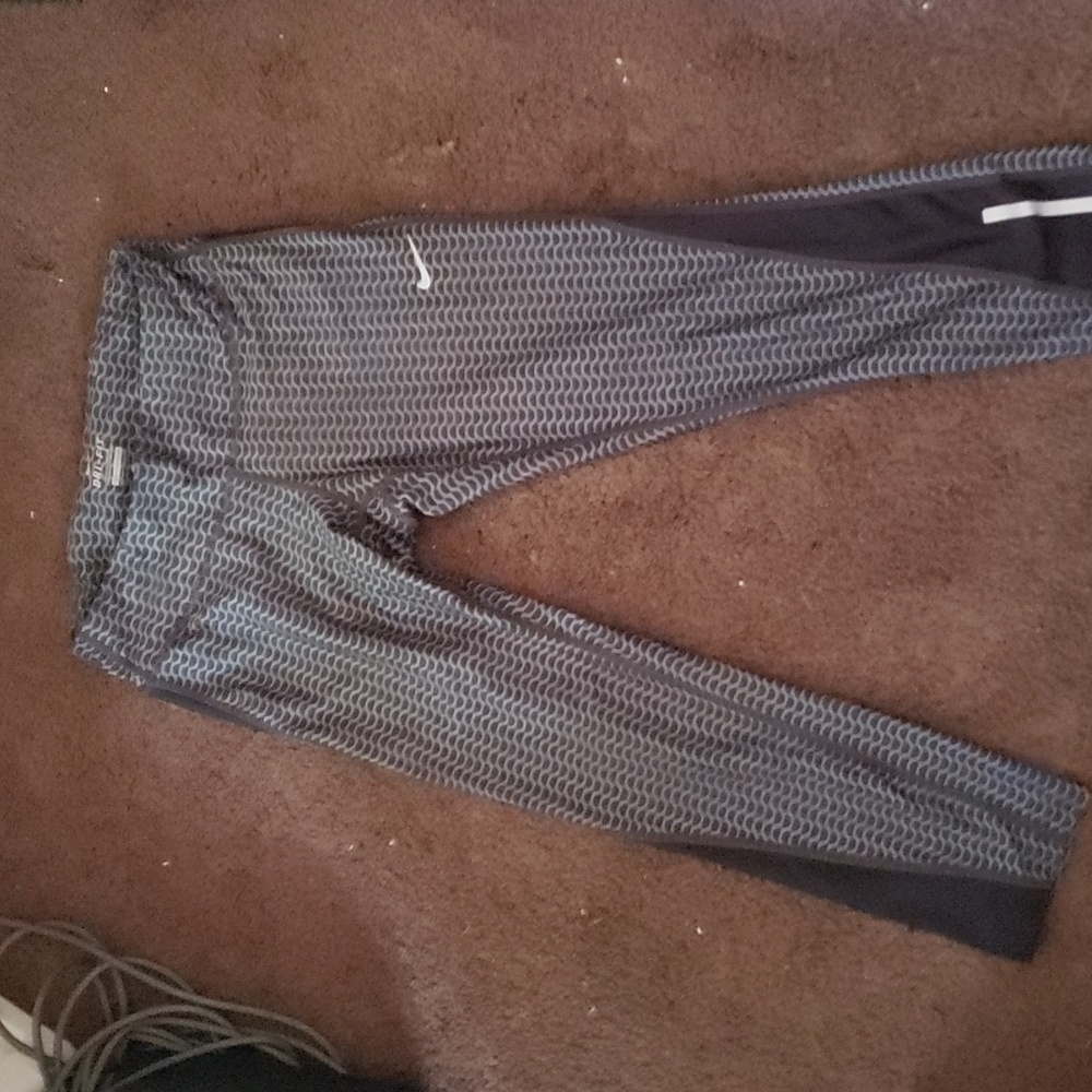 Womans Nike Capri's